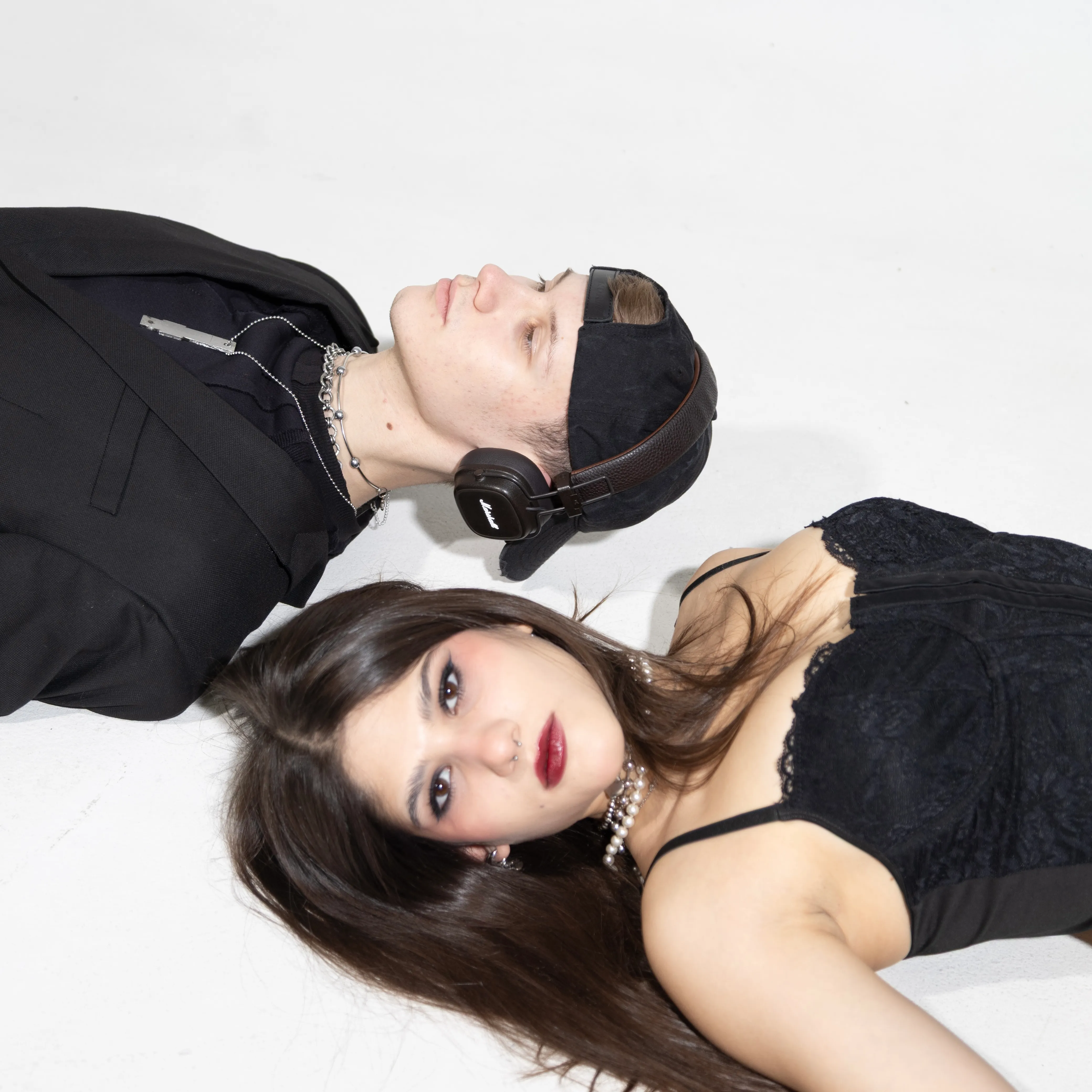 Shmiska і Golubenko випускають спільну пісню: романтика, голос покоління і соціальний меседж